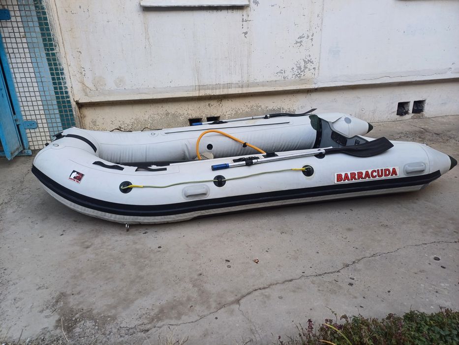 Лодка Barracuda 360