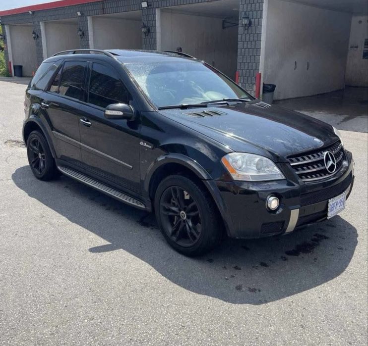 Mercedes-Benz ML 63 AMG 510cp 2008