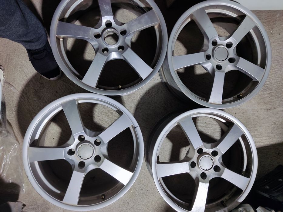 Vând jante de aliaj pe 17 Seat,Skoda,VW.