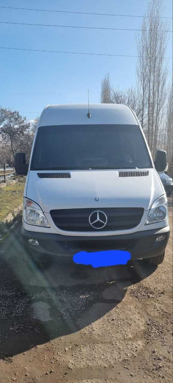 Mercedes sprinter