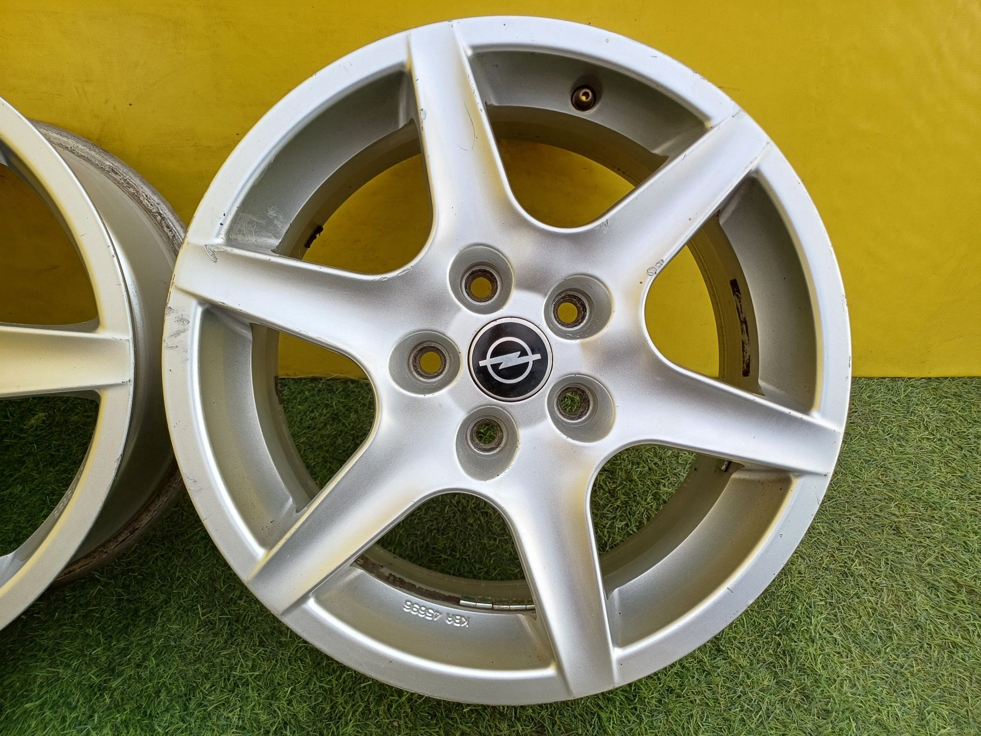 Диски R16 5x110 на Opel.