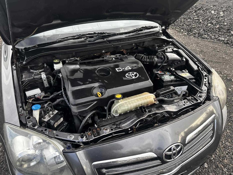 На Части Тойота Авенсис Facelift 2.0 d-4d 126коня 2008г