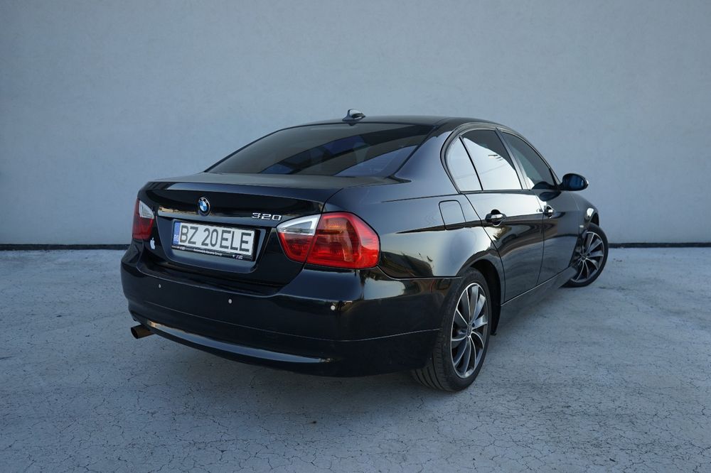 BMW seria 3 berlina e90 320D 163CP AN 2007 manuala 6 trepte