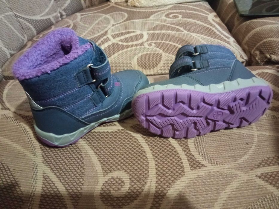 Топли ботушки за момиче