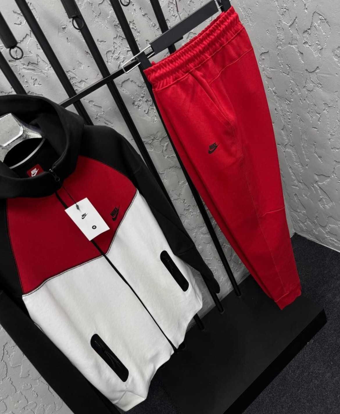 Nike Tech Fleece Мъжки Екипи - Премиум - Колекция 2025/26