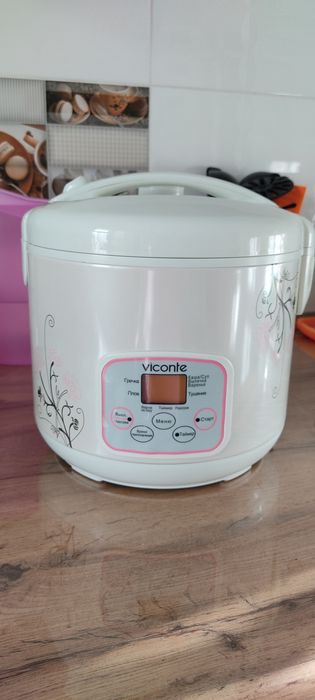 Мультиварка новая