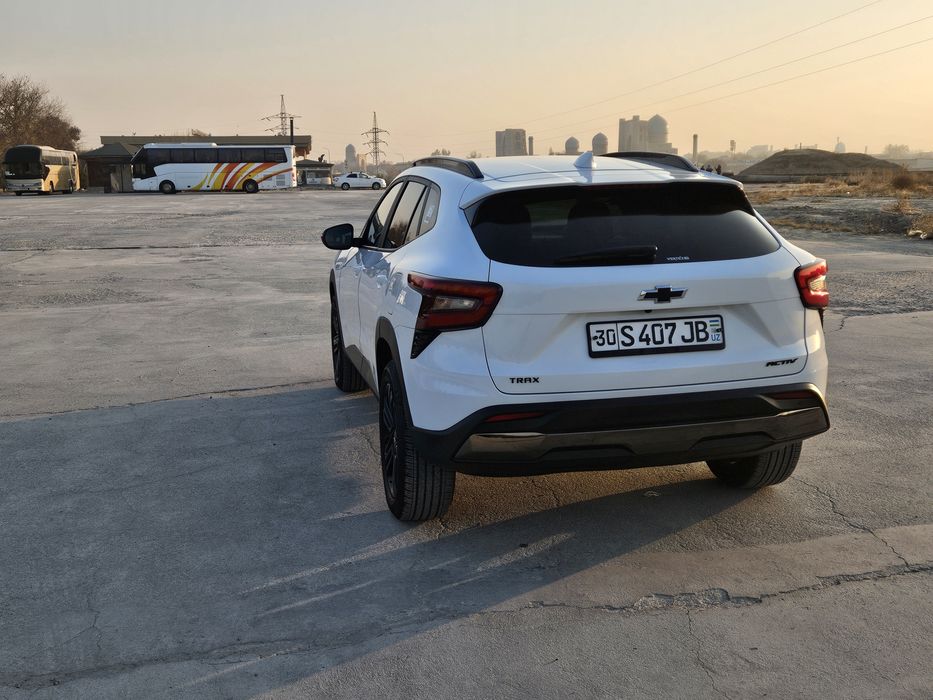 Avtomashina Trax active. Koreya maxsuloti