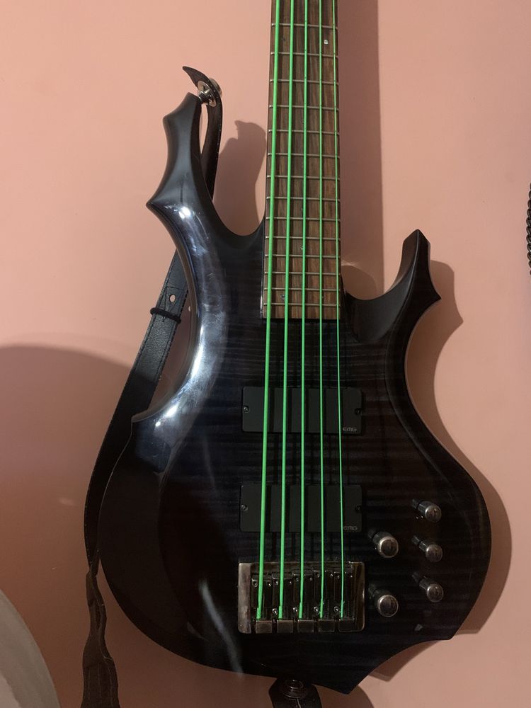 Chitara bass ESP-LTD 415FM