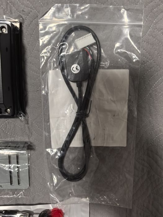 Мултимедия 7″ Android 13 за Mercedes ML W164 GL X164 CARPLAY