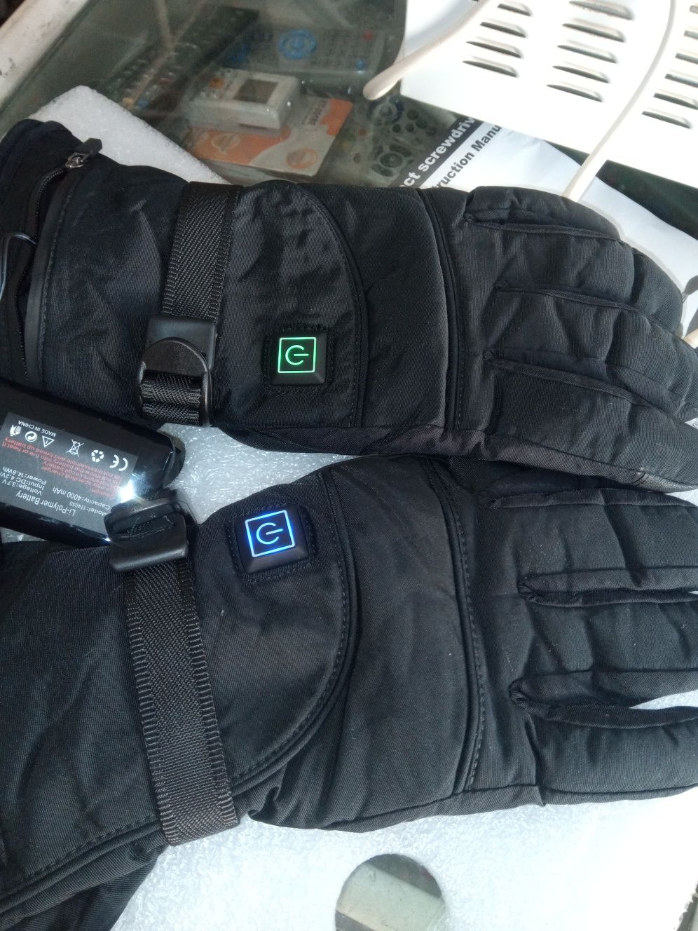 Ръкавици с нагревател за ски