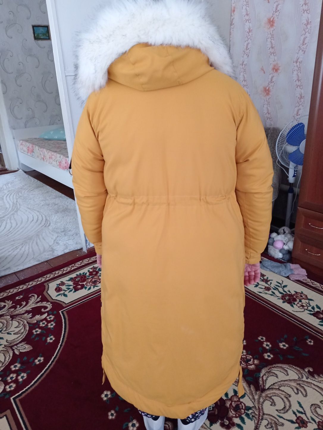 Продам б/у куртку, 42р,в отличном состоянии