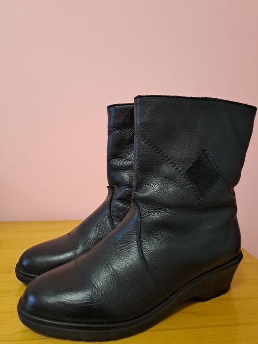 Дамски топли боти