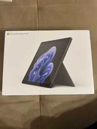 Tableta Microsoft Surface Pro 9 12th Gen/i7/16 gb/512 GB/Graphite