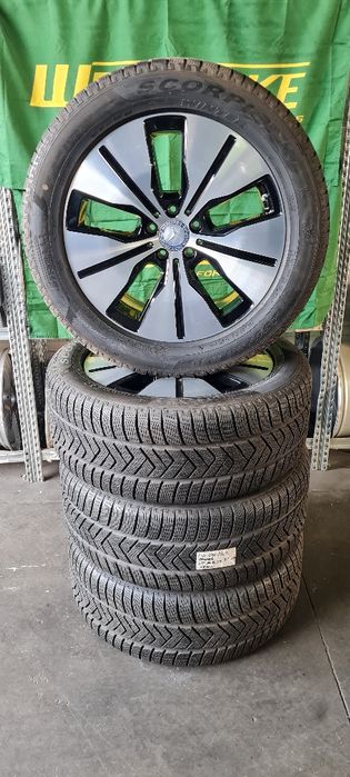 Set complet roti Mercedes EQC/ GLC  235 55 R 19 Pirelli / Bridgestone
