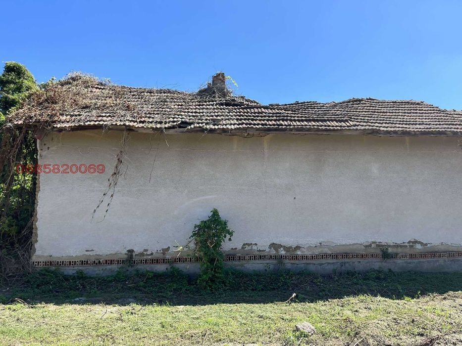 Продава се Къща в Плевен, Идеален център - 75 кв.м за 48 €/кв.м - Снимка #1
