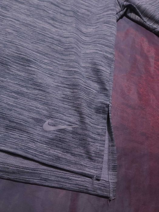 NIKE Dri-Fit Тениска с Качулка /Дамска S/M