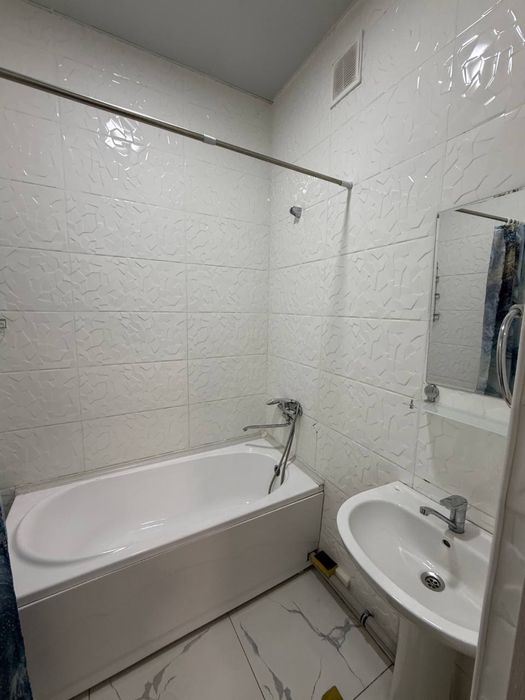 Xona ijaraga beriladi yoki 4ta qiz olinadi