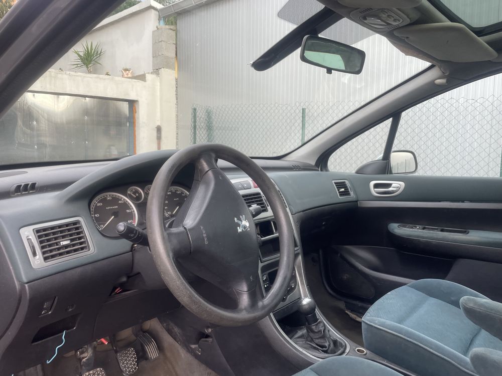 Peugeot 307Sw 2.0HDI 110к.с На части