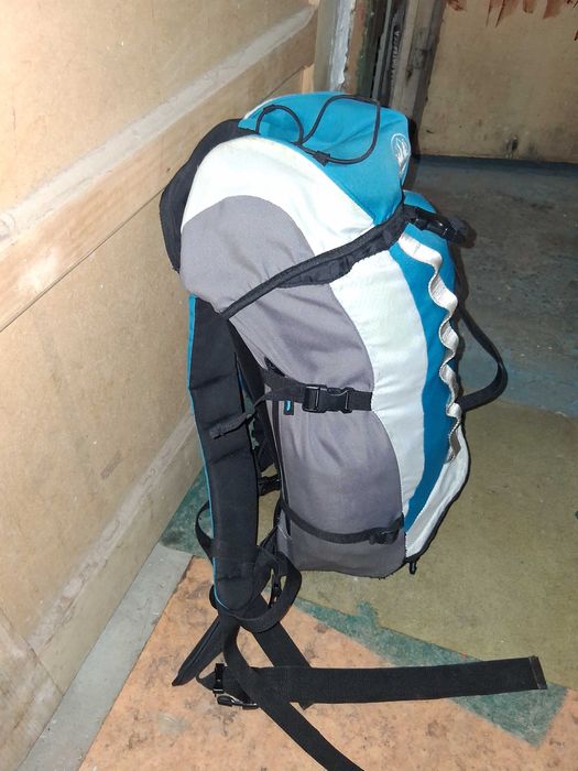 Rucsac drumeție folosit