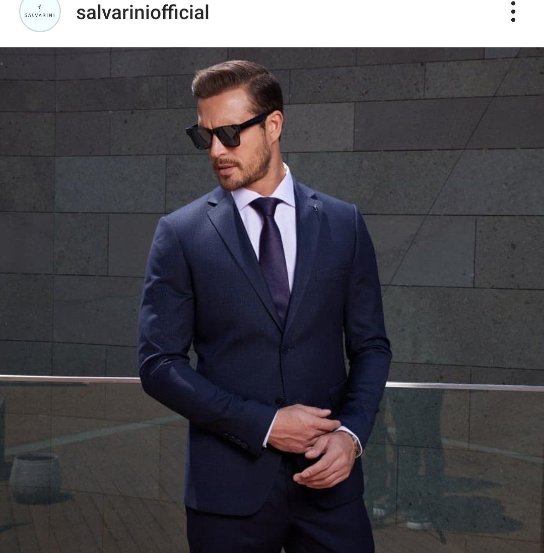 Мужской костюм от турецкого бренда Salvarini