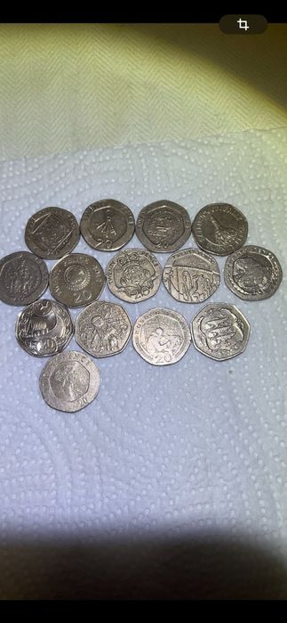 Elizabeth Regina a Angliei one pound,Monede  Anglia