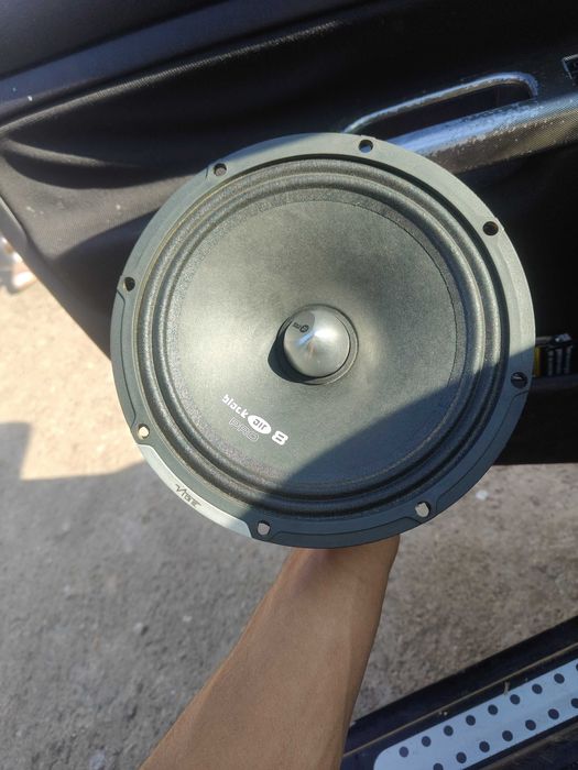 Продавам midrange vibe blackair pro 8 pro  180wrms