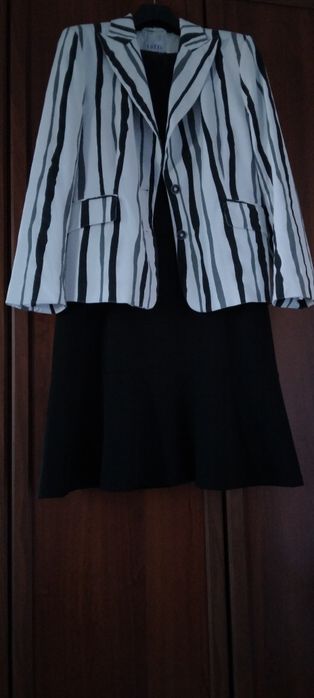 Costum damă marimea xl