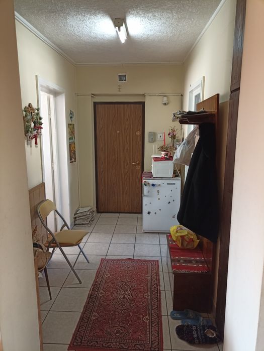 Ocazie ! Vand apartament 3 camere decomandat