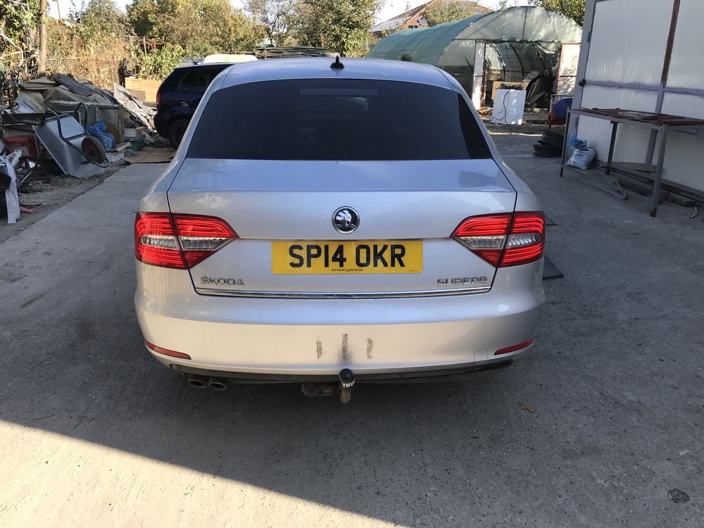 Usa Use Usi Portiera Haion Skoda Octavia Superb 2 LA7W 2008-2015