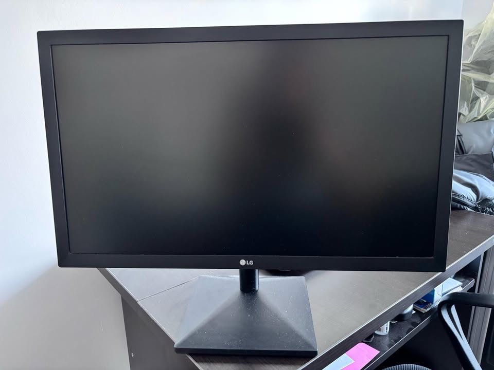 Vand PC Gaming Ryzen 7 3700x, 1060 6gb, 16GB RAM