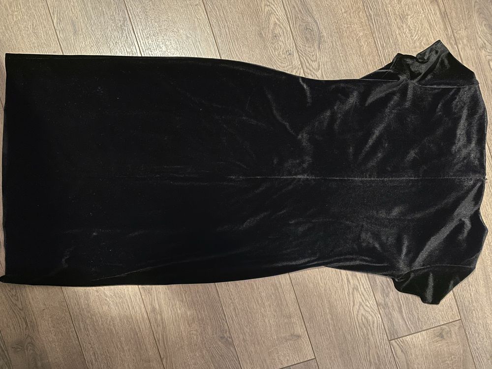 Rochie catifea neagra eleganta Yoko
