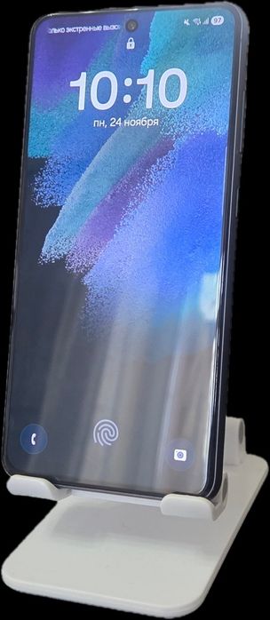 Продам смартфон Самсунг S21Fe