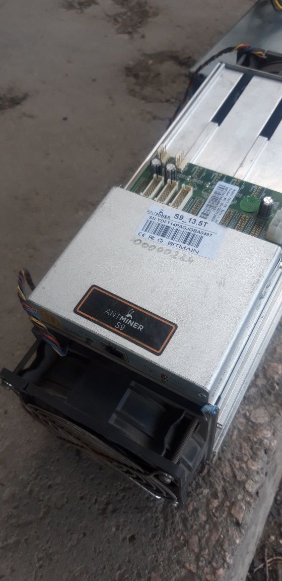 Продам блок питания Antminer S9.