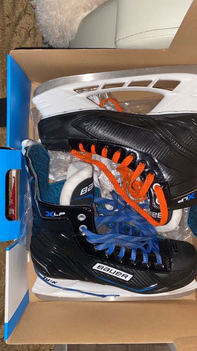Коньки bauer.