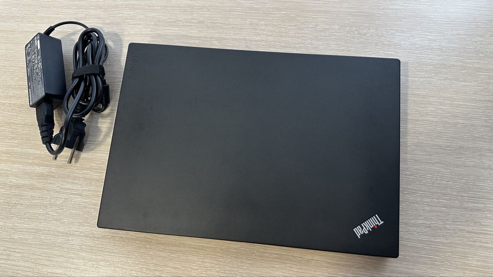 Ноутбук Lenovo Core i5, 16GB, 256GB SSD