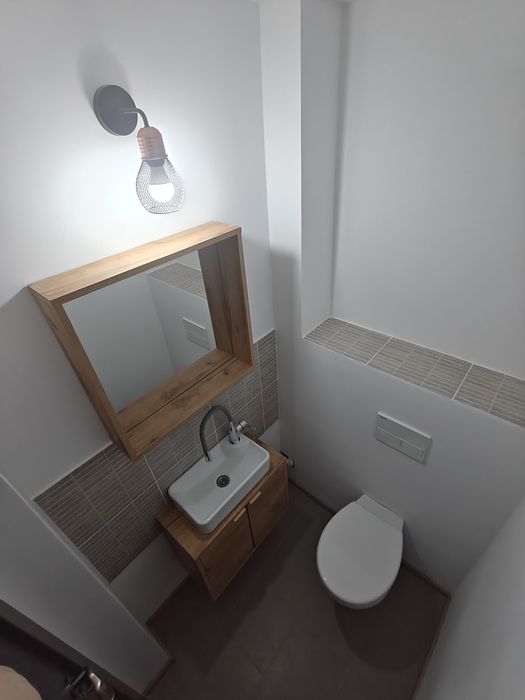 PF vând apartament 3 camere decomandat