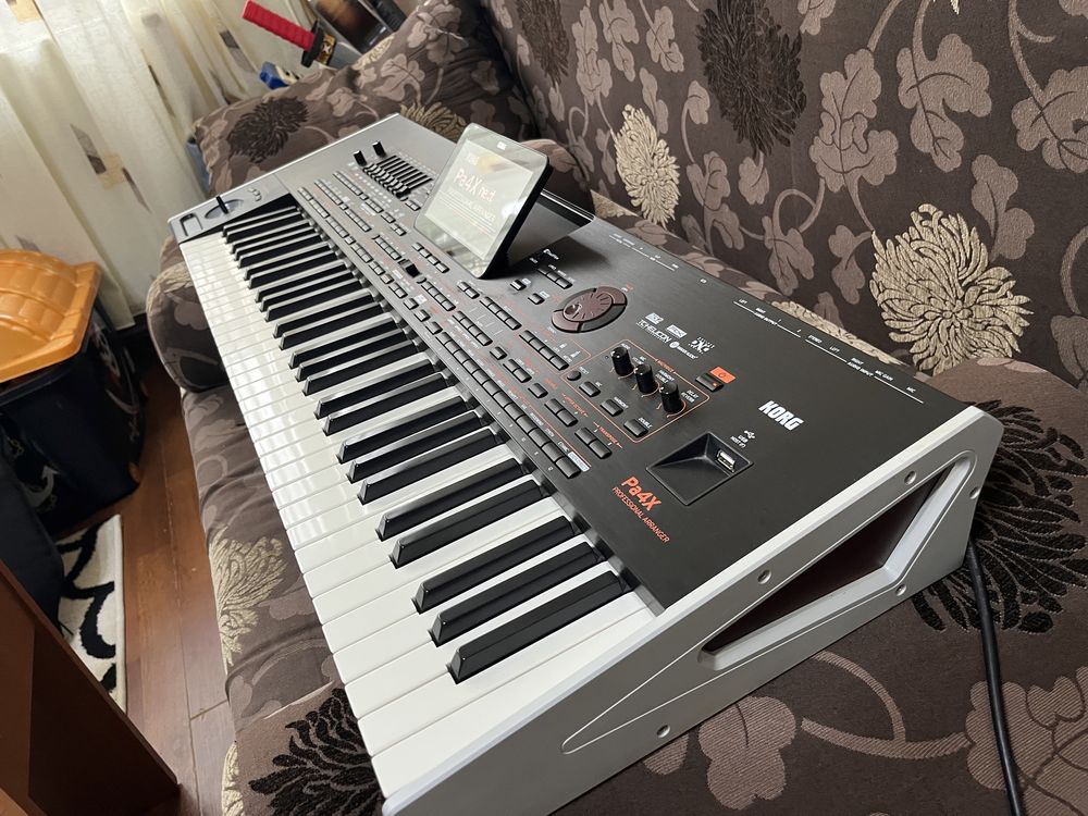 Korg pa4x internațional 76 clape ca și nou!