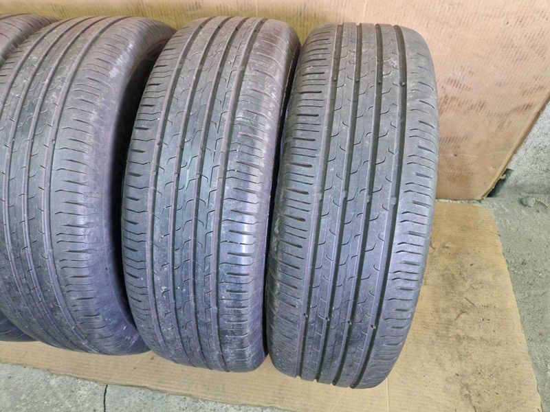 4 Continental R16 215/65
летни гуми
DOT0422