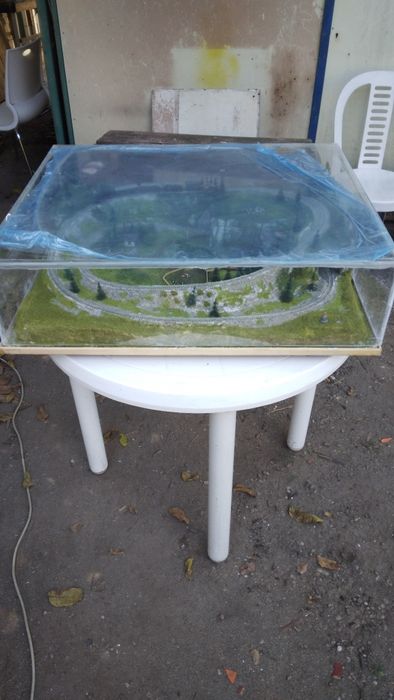 Diorama trenulet electric scara n