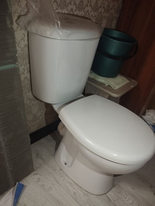 Отдам унитаз даром