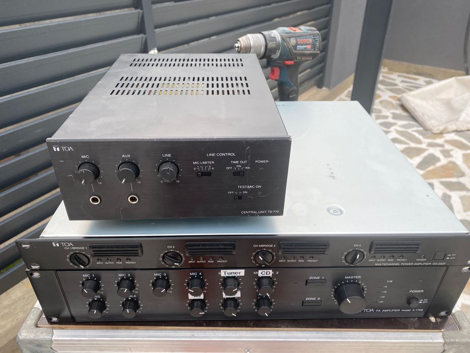 Vând amplificator toa a1706/da 250f unitate centrală ts770