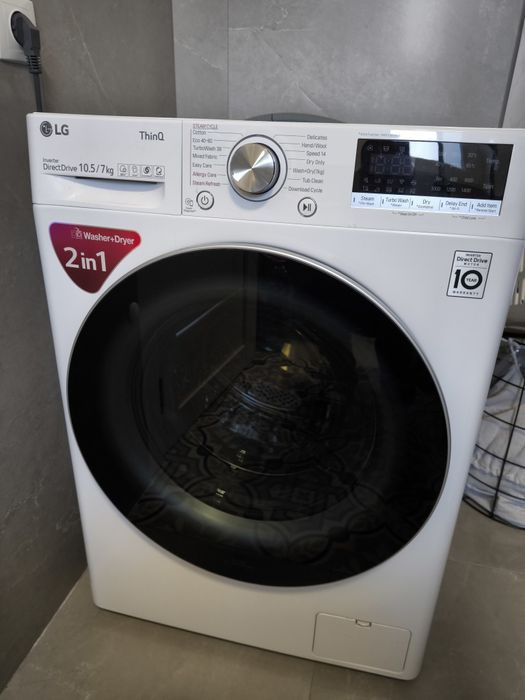 Masina de spalat cu uscator LG
