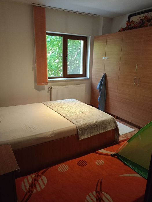 DIRECT DE LA PROPIETAR Apartament cu 3 camere decomandate.Preț 120.000