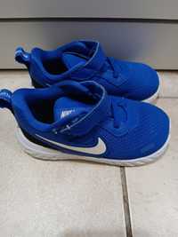 Pantofi sport Nike marime 25