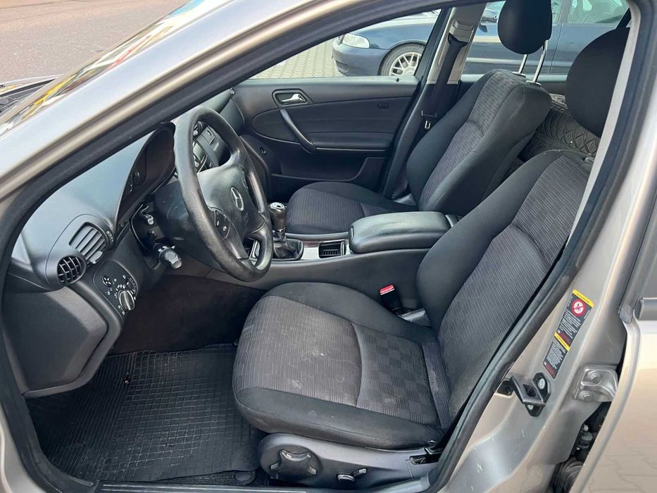 Piese auto Mercedes Benz c180 W203 Kompressor