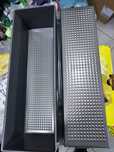 2 Tavi cozonac antiaderente  31 x 11, adancime 8cm
 2 Tavi cozonac ant