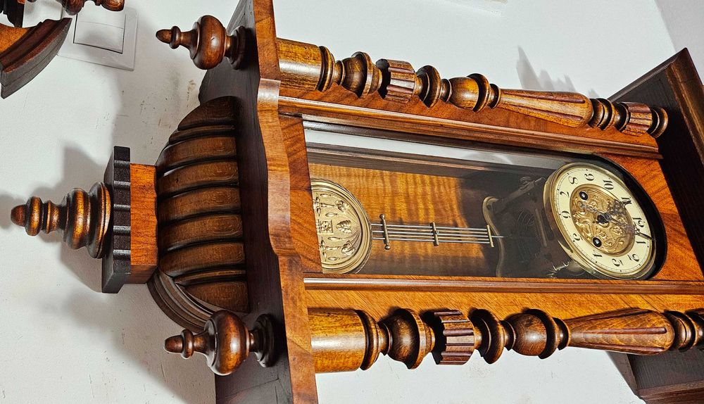 Ceas de perete cu pendula Kienzle 1898