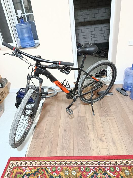 Продам велосипед CUBE AIM SL.