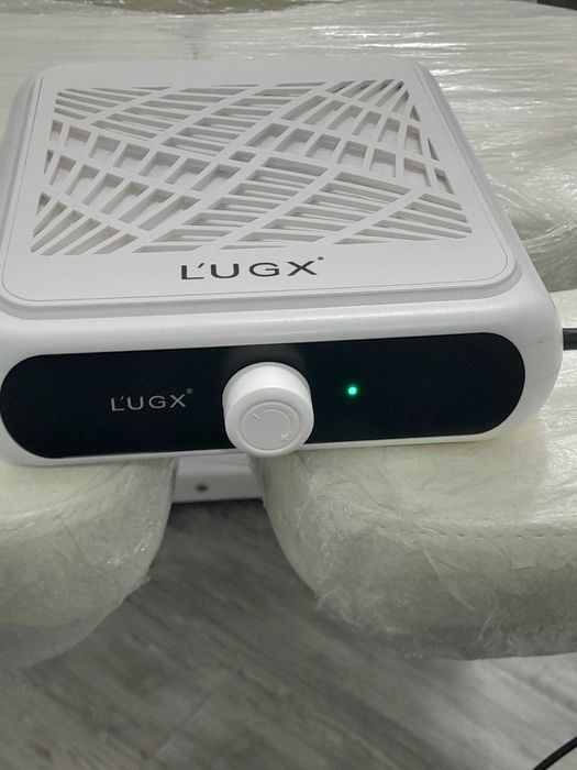 Продам  маникюрную вытяжку LUGX