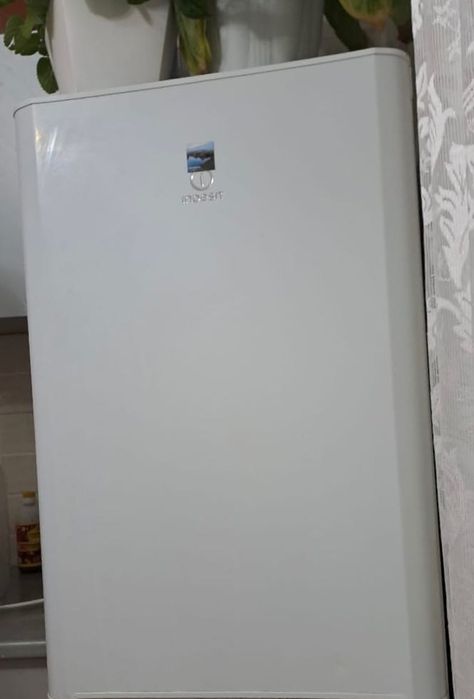 Продам холодильник на запчасти